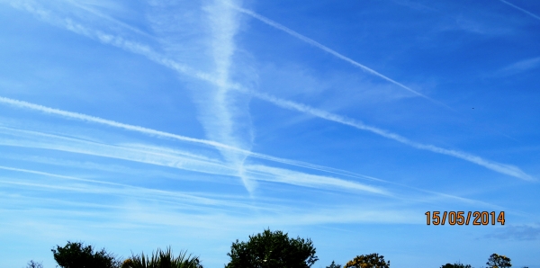 Stop Chemtrailing in Irish Aerospace: Over 10,000 signatures will mean this issue can be raised in the Dail