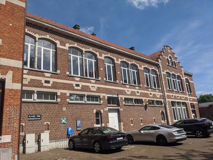 😃👍 De gevel van de oude jongensschool in Grimbergen is gered dankzij jouw steun!