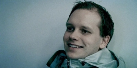 Improve Pirate Bay founder Peter Sunde's prison conditions immediately