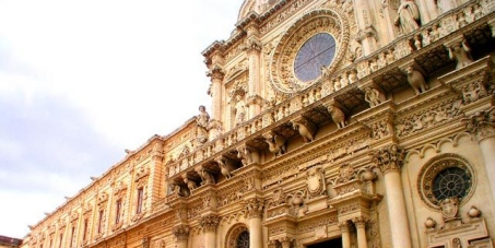 Impedire la costituzione dell'Università islamica a Lecce.