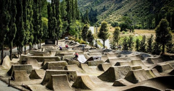 gorge road dirt jumps