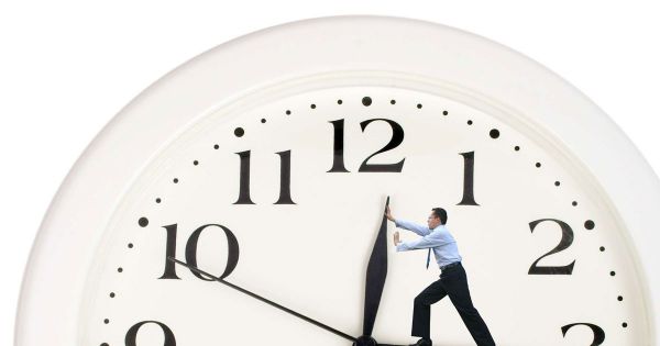 العريضة المليونية لإلغاء الساعة الإيضافية بالمغرب :الحكومة المغربية