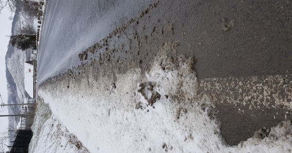 Dreptul nostru indiferenta voastră