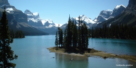 Prime Minister Stephen Harper and Environment Minister Leona Aglukkaq: Act now to stop the exploitation of Jasper National Park