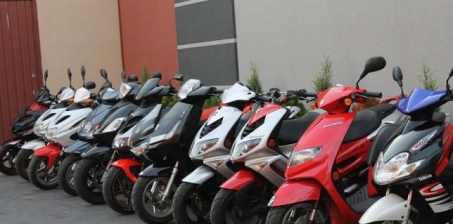 Polski Rząd ruchu drogowego: Zniesienia opłat od karty motorowerowej